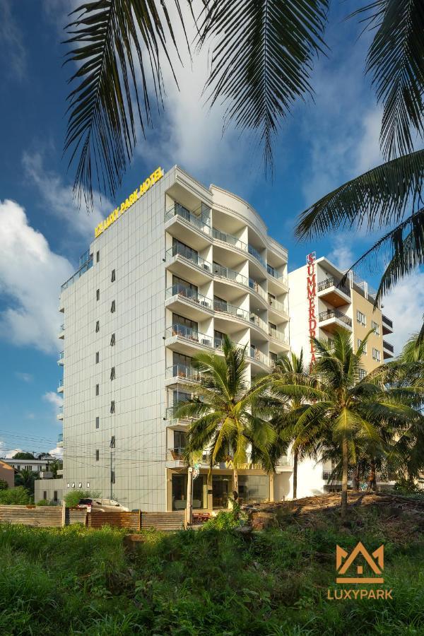 Luxy Park Hotel Phu Quoc Romantic Sunset Exterior foto